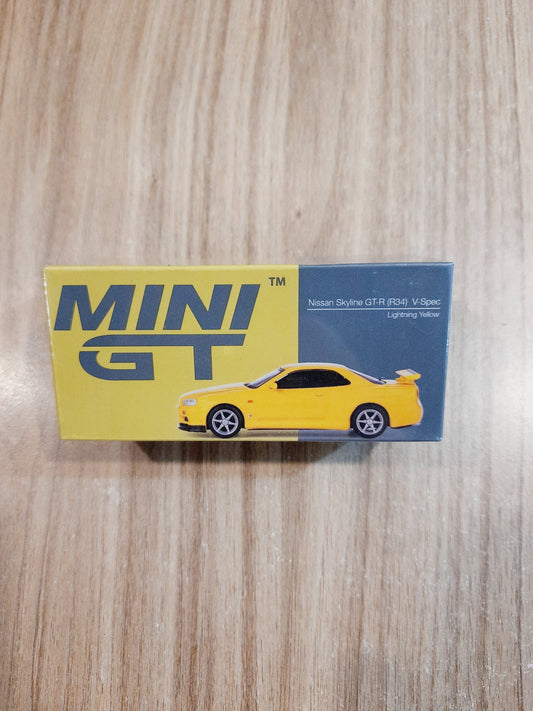 Nissan Skyline GT-R (R34) | Mini GT Diecast Scale Model