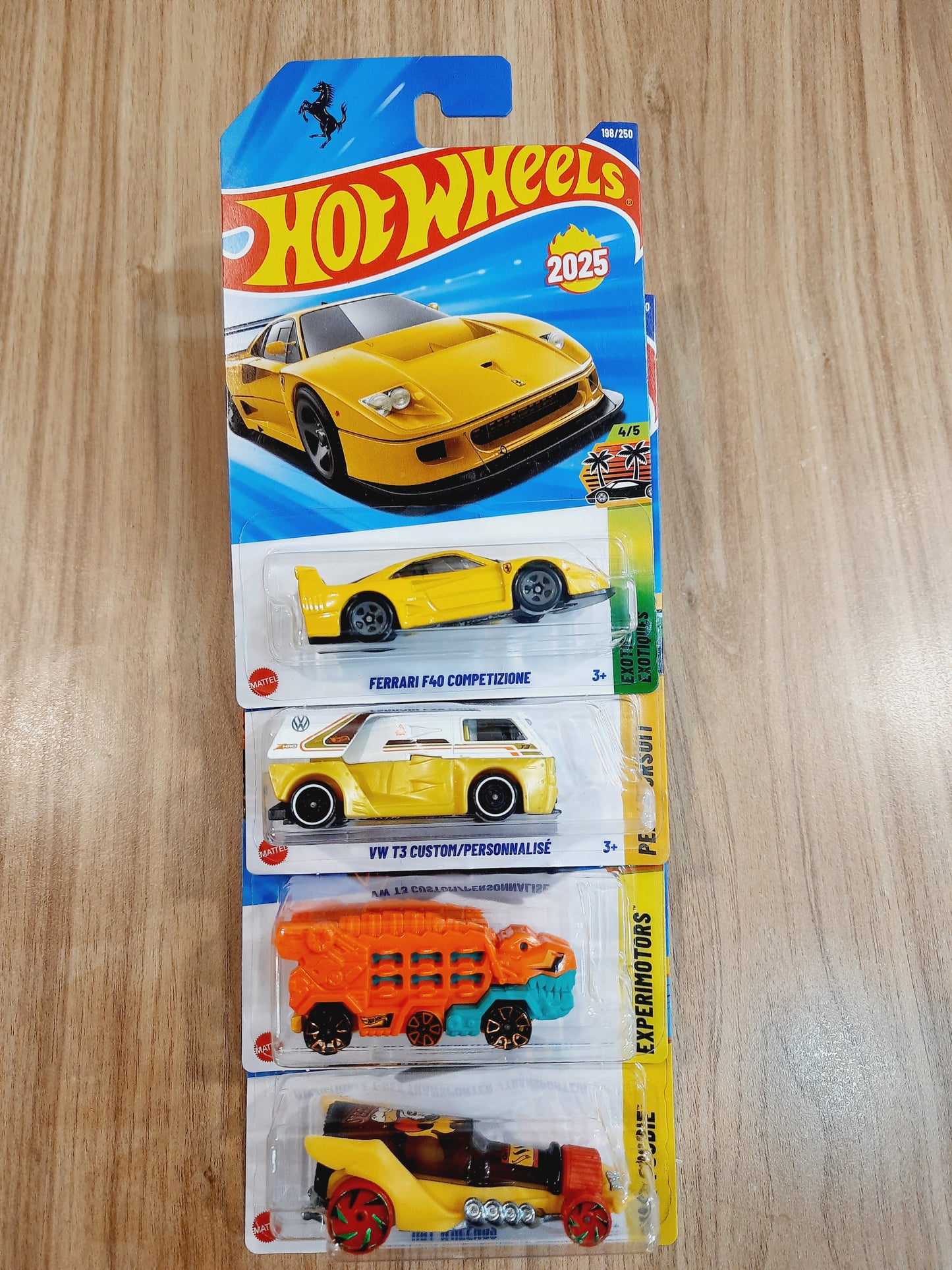 Hot Wheels Ferrari F40 Competizione, Vw T3 Custom, HW Ultimate Trex Transporter & Hot Wheengs (combo pack of 4)