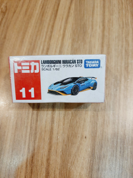 Tomica 11 Lamborghini Huracan STO - TAKARA TOMY - 1:62 Diecast Scale Model Car