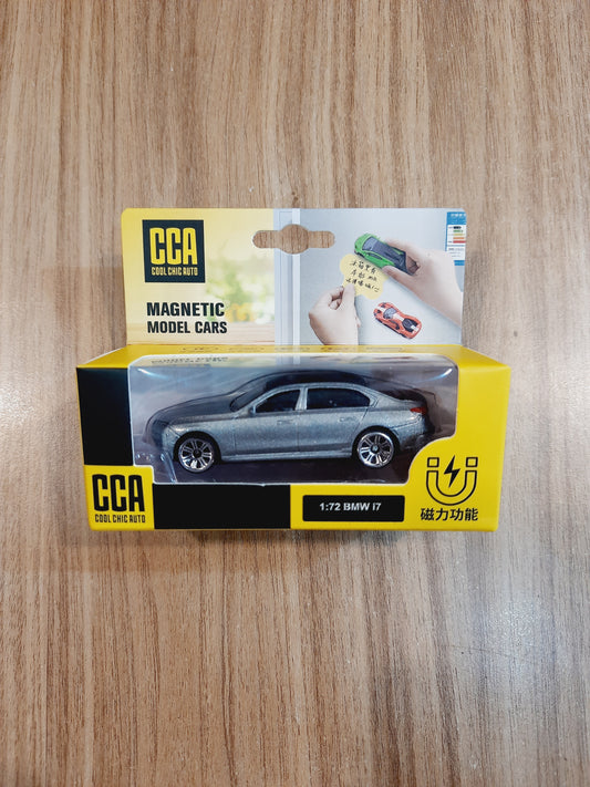 BMW i7 | CCA 1:72 Magnetic Diecast Scale Model Car