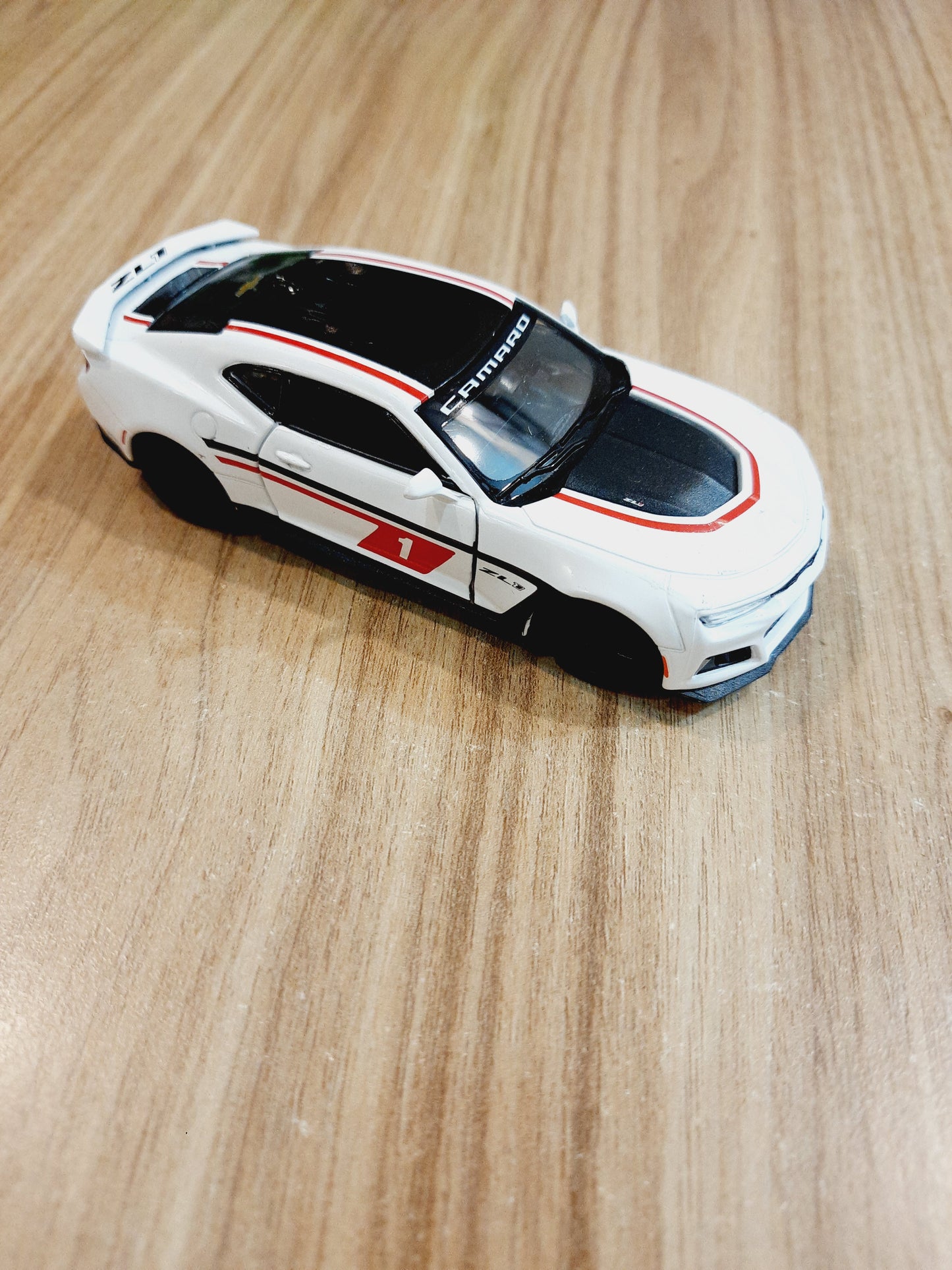 Kinsmart 2017 Camaro ZL1  Diecast Scale Model Car 1:38 - KT5399