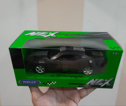 (Paint chip issue, Without box) Welly 2012 Dodge Challenger SRT 1:24 Diecast Scale Model Car