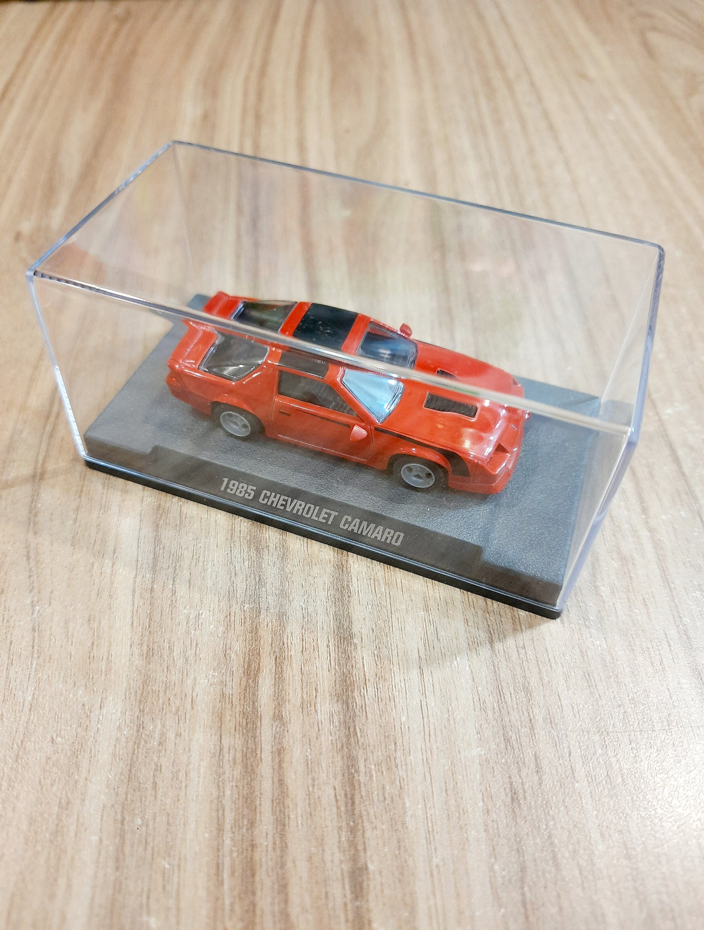 Majorette Collection Series -  1985 Chevrolet Camaro - BK141025