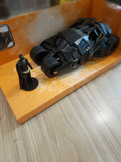 Jada The Dark Knight Batmobile & Batman 1:24 Diecast Scale Model Car