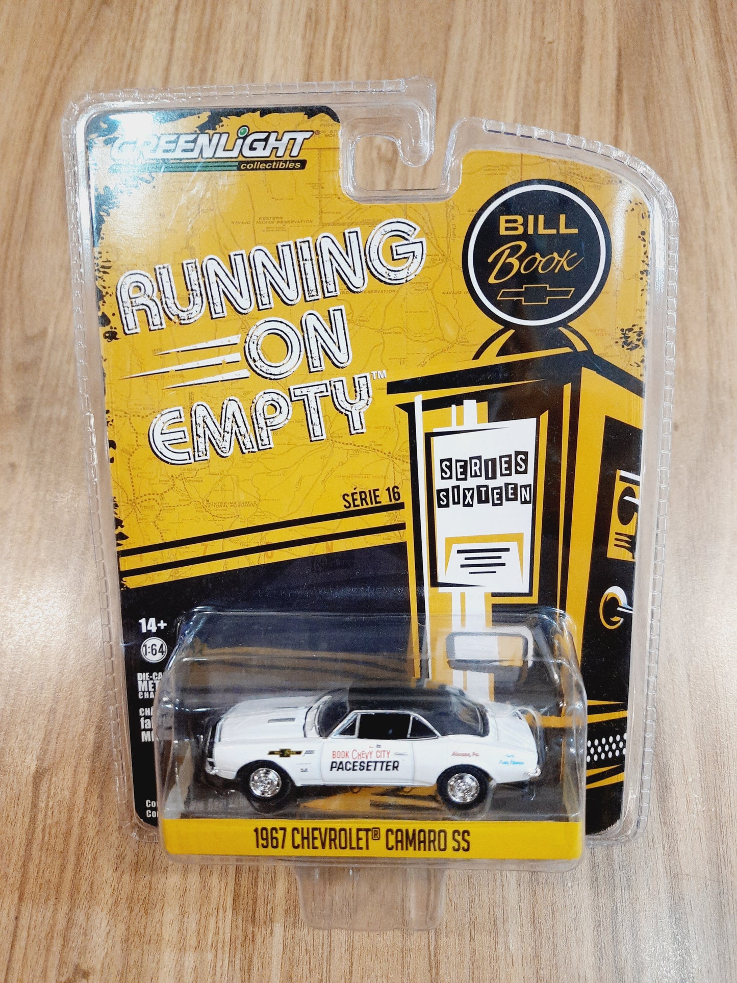 1967 Chevrolet Camaro SS Greenlight 1:64 Diecast Scale Model Car