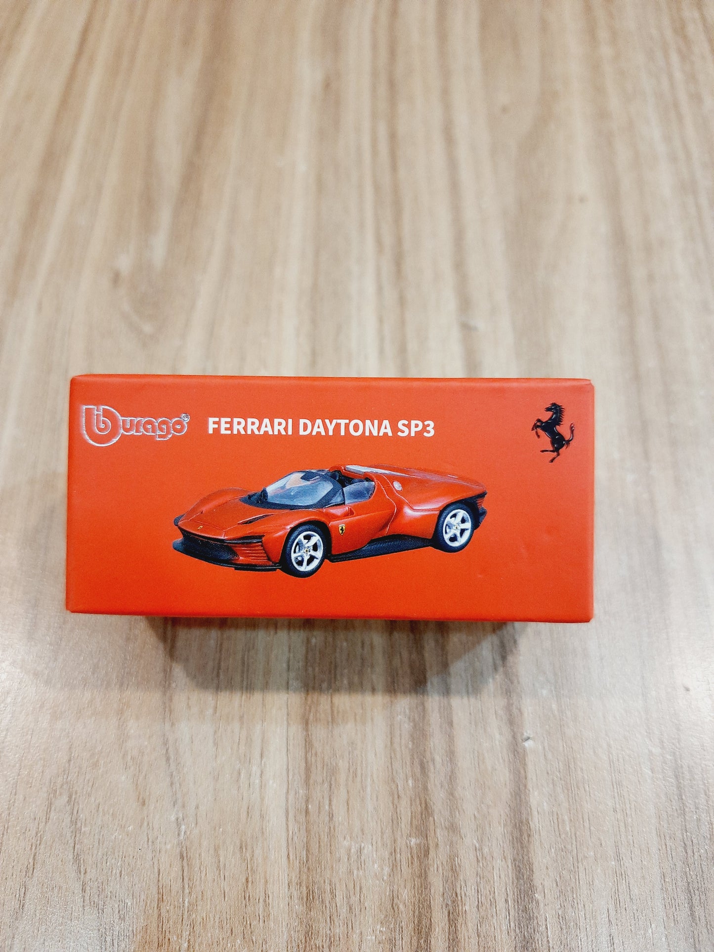 Bburago Ferrari Daytona Sp3 1:64 Licensed Diecast Scale Model Car