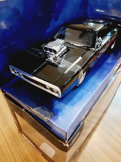 Jada Fast & Furious - Dom's Dodge Charger R/T 1:24 Diecast Scale Model Car