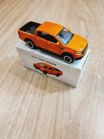 Bburago 2019 Ford Ranger 1:64 Licensed Diecast Scale Model Car