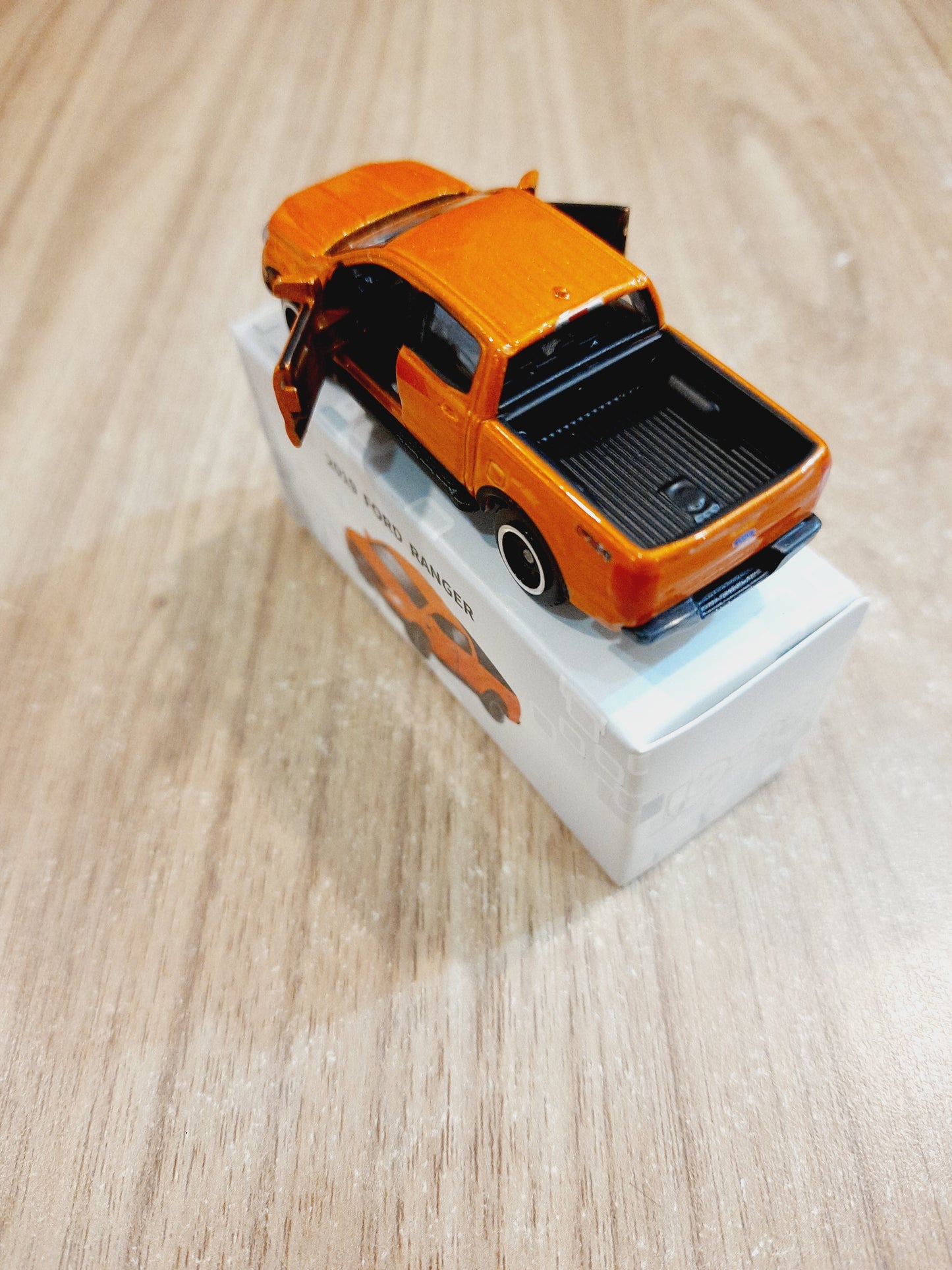 Bburago 2019 Ford Ranger 1:64 Licensed Diecast Scale Model Car