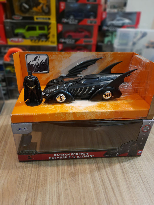 Jada Batman Forever Batmobile & Batman 1:24 Diecast Scale Model Car