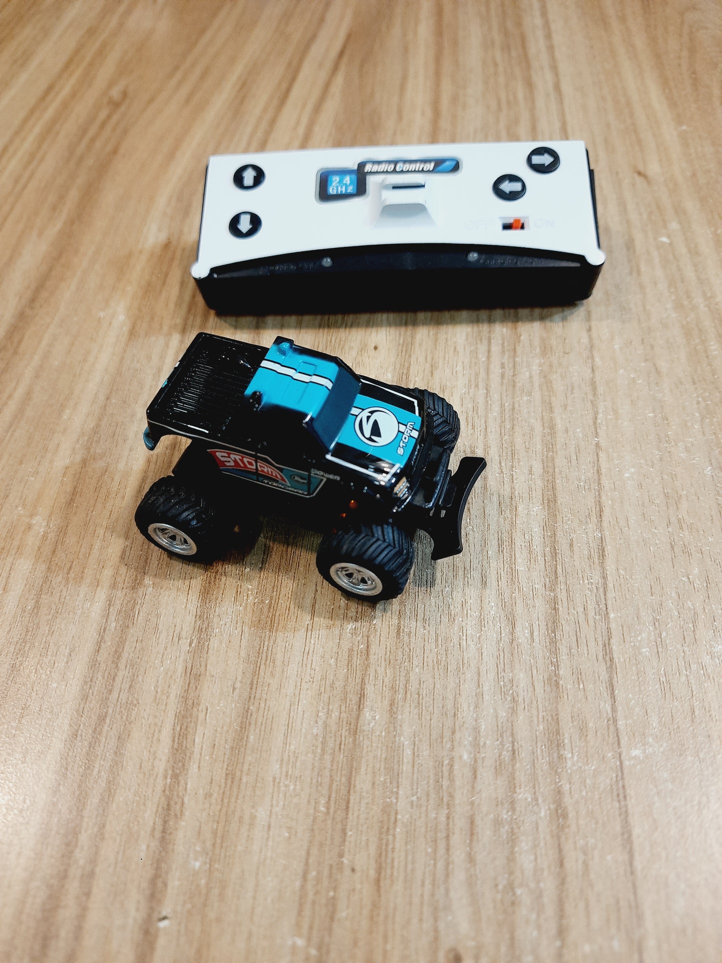 Mini Remote Control Baja Racer Car