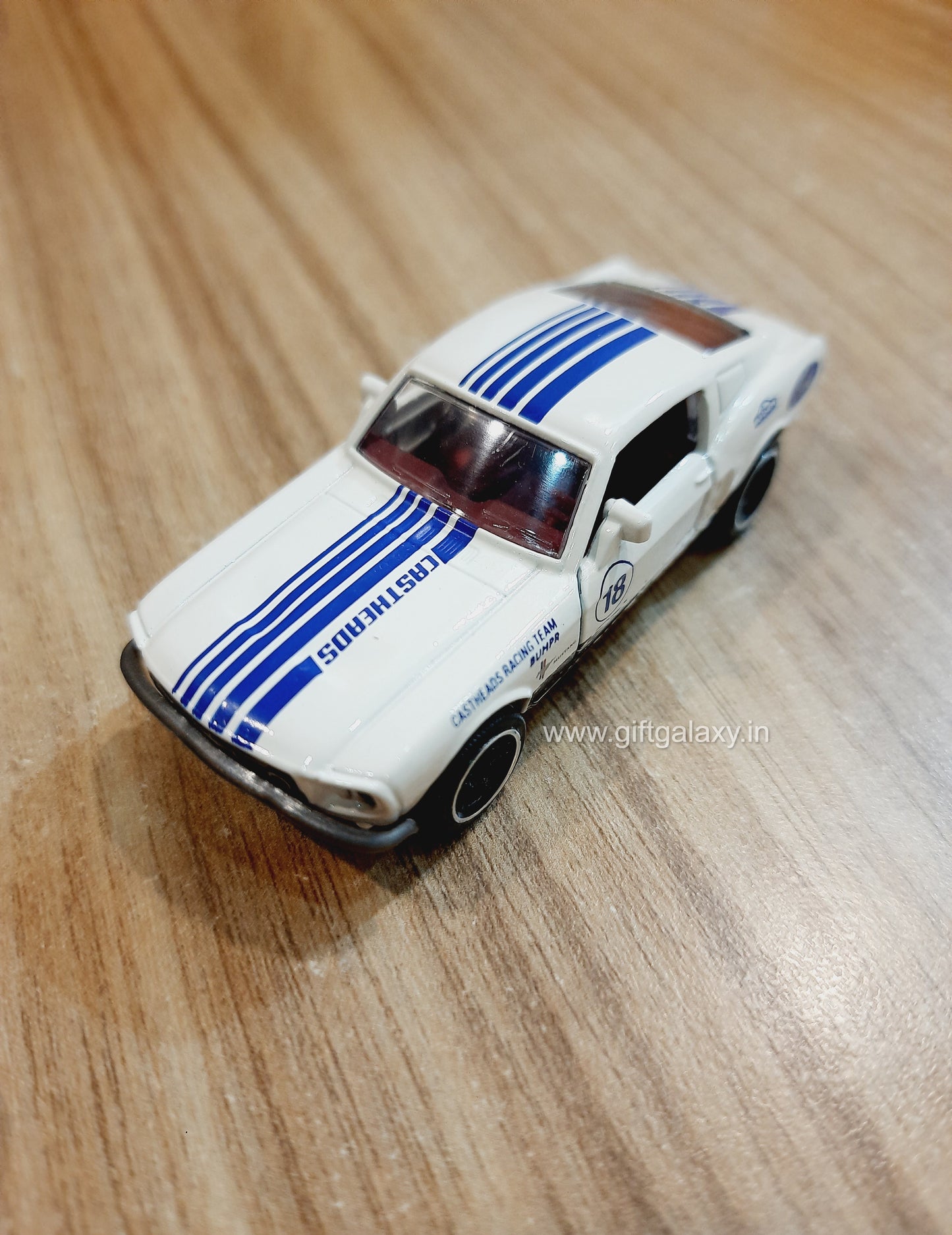 Majorette Castheads 5 pack Diecast Scale Model (BK241125)