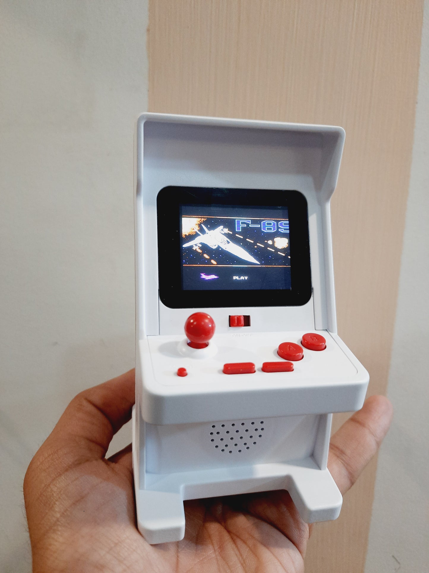 Retro Mini Arcade Game (Battery Operated)