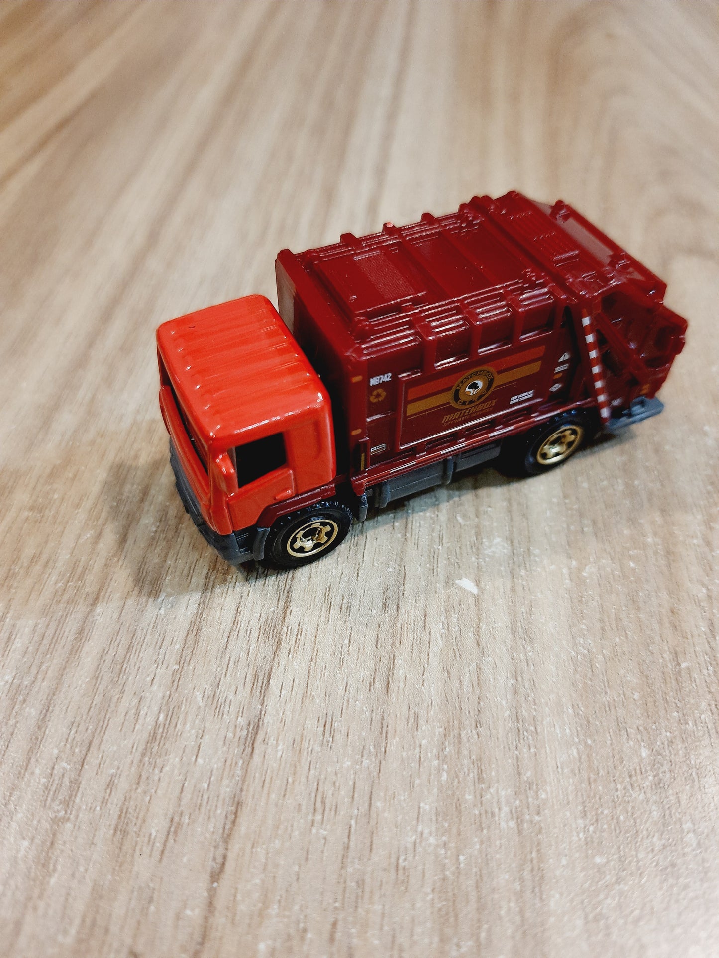 Matchbox 1:64 Exclusive Gift Pack Diecast Scale Models HVR81 JJP55