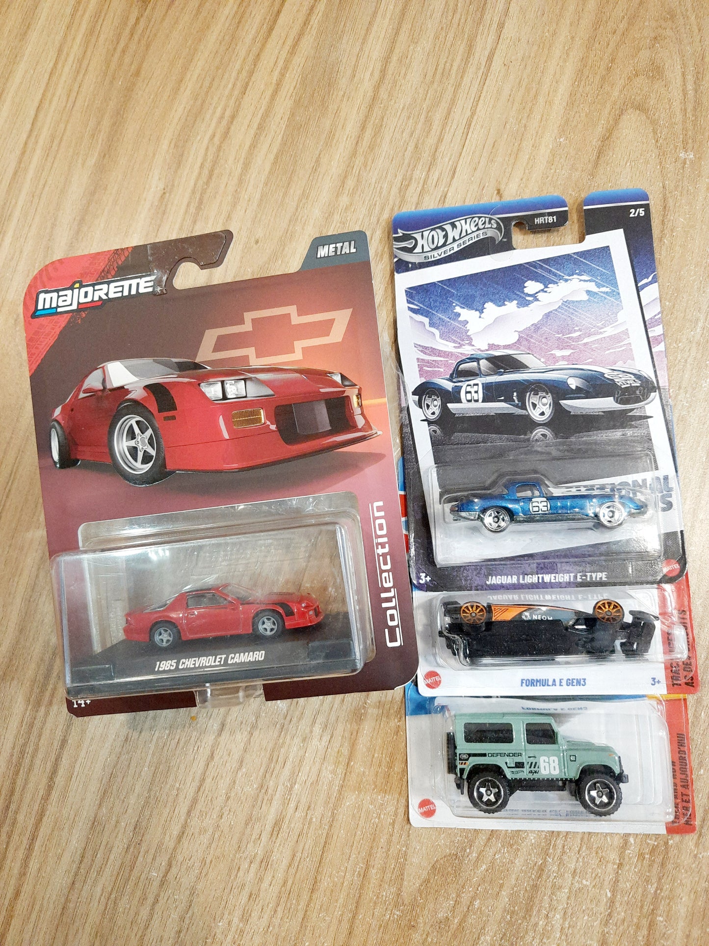 Hot Wheels & Majorette (combo pack of 4)