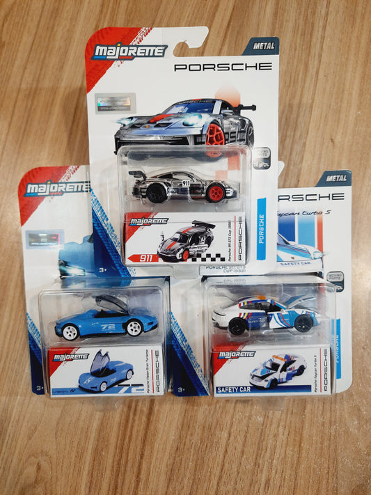 Majorette Porsche 911 GT3 Cup(992), Vision Gran Turismo (Blue), Taycan Turbo S - BK171125 BK101125