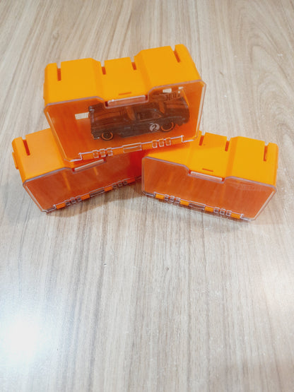 Hot Wheels 1:64 Ultimate Collector Case & (Free) Dimachinni Veloce