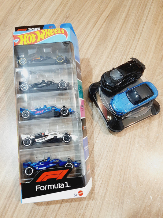 Hot Wheels Formula1 5 Pack & Metal Lose Car Combo