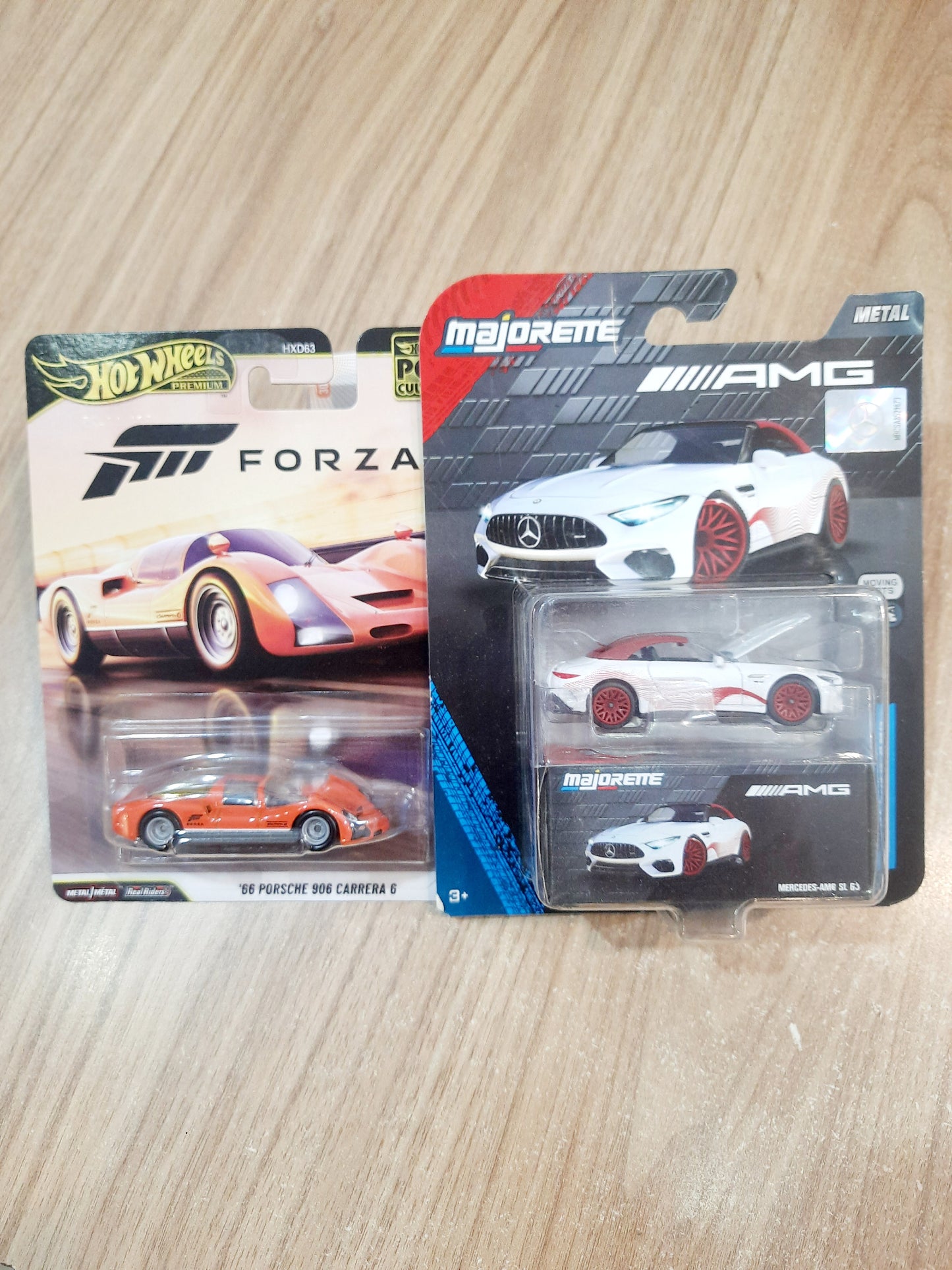 Hot Wheels Pop Culture & Majorette (combo pack)