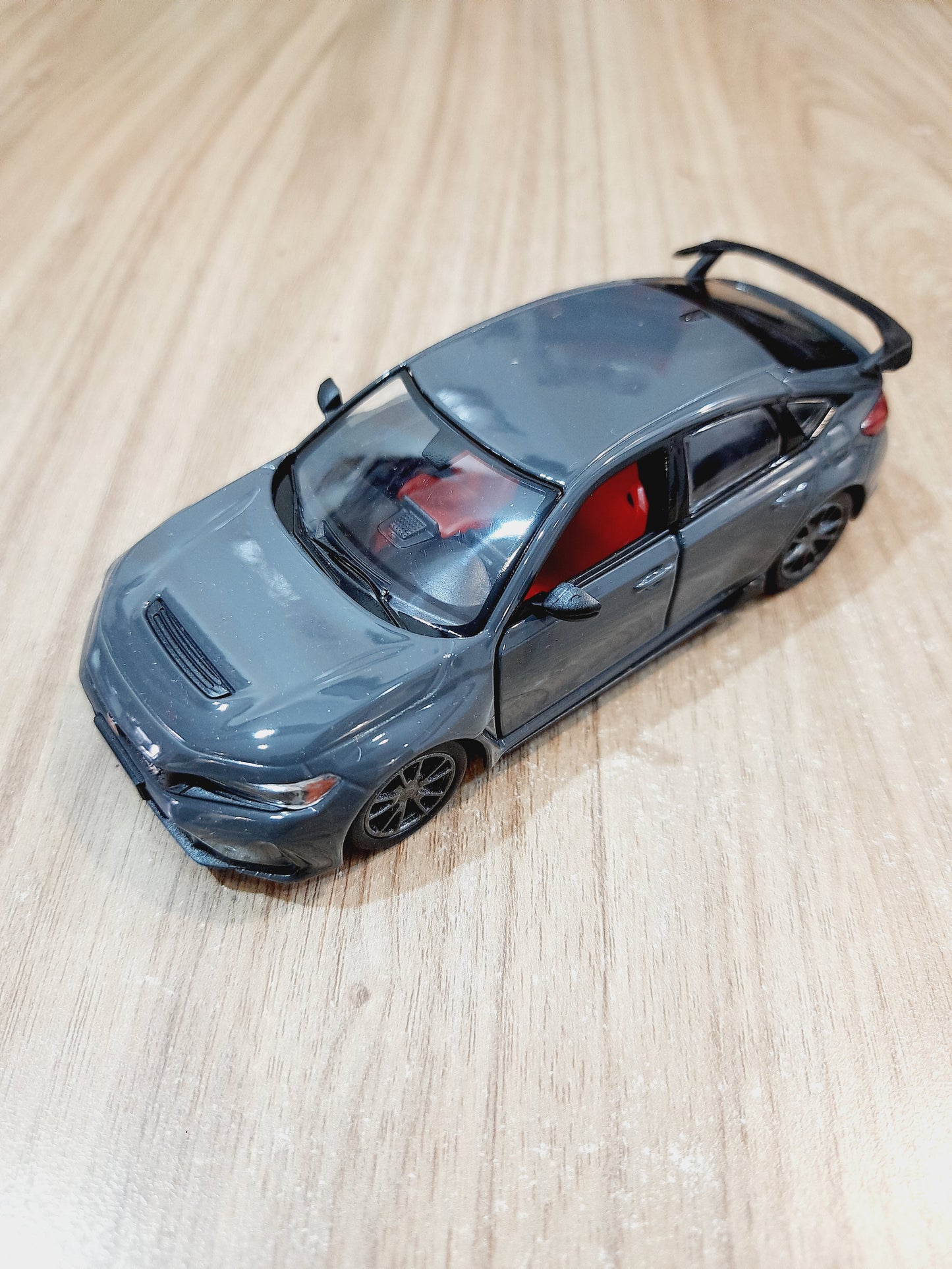 Kinsmart Civic Type R toy car with opening doors