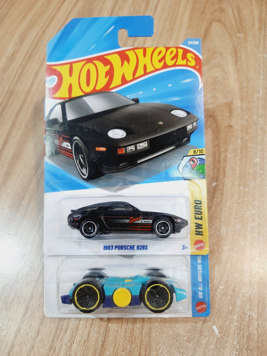 Hot Wheels 1983 Porsche 928S & Flippin Fast