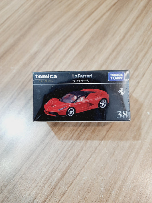 Ferrari LaFerrari Tomica Premium No 38 Diecast Scale Model Packaging