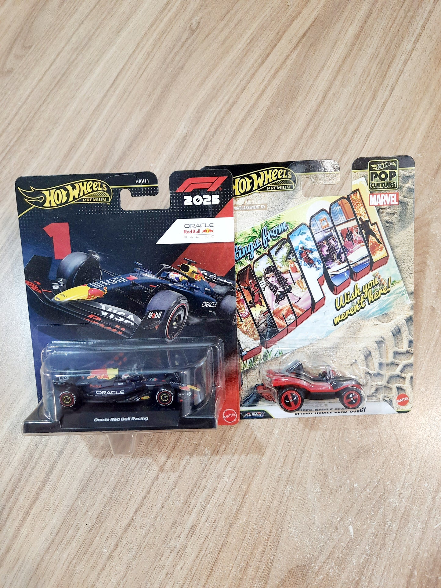 Hot Wheels Premium Formula 1 2025 Oracle Red Bull Racing #1 Combo Pack