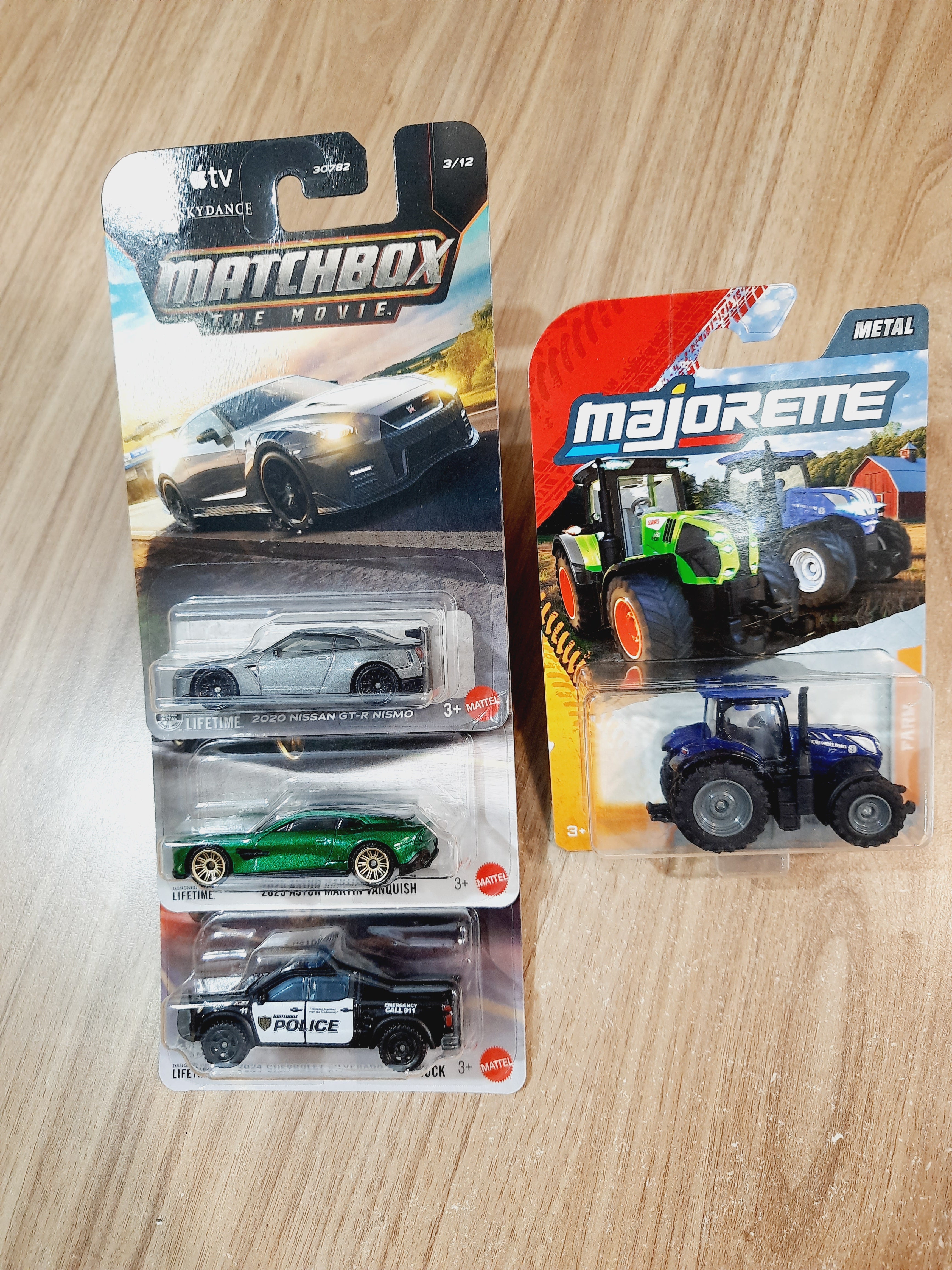 Matchbox 2020 Nissan GT R Nismo, 2025 Aston Martin Vanquish, 2024