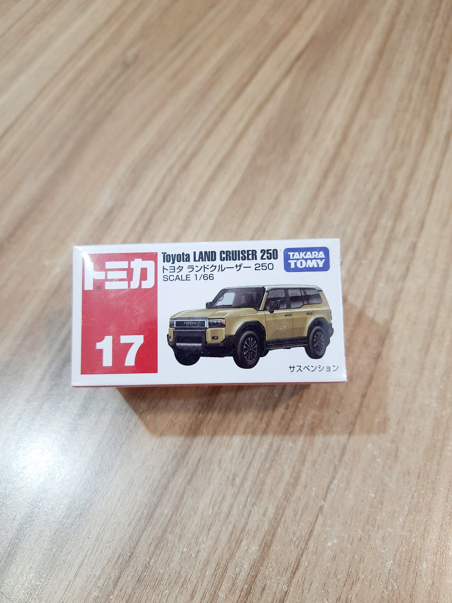Tomica Toyota Land Cruiser 250 TAKARA TOMY 17 1:66 Diecast Scale Model Car