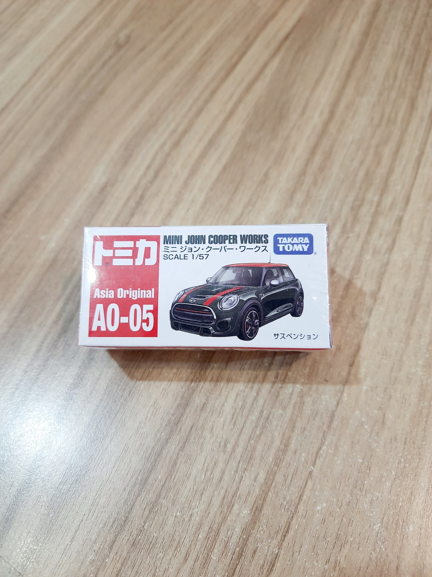 Tomica Mini John Cooper Works TAKARA TOMY AO 05 1:57 Diecast Scale Model Car