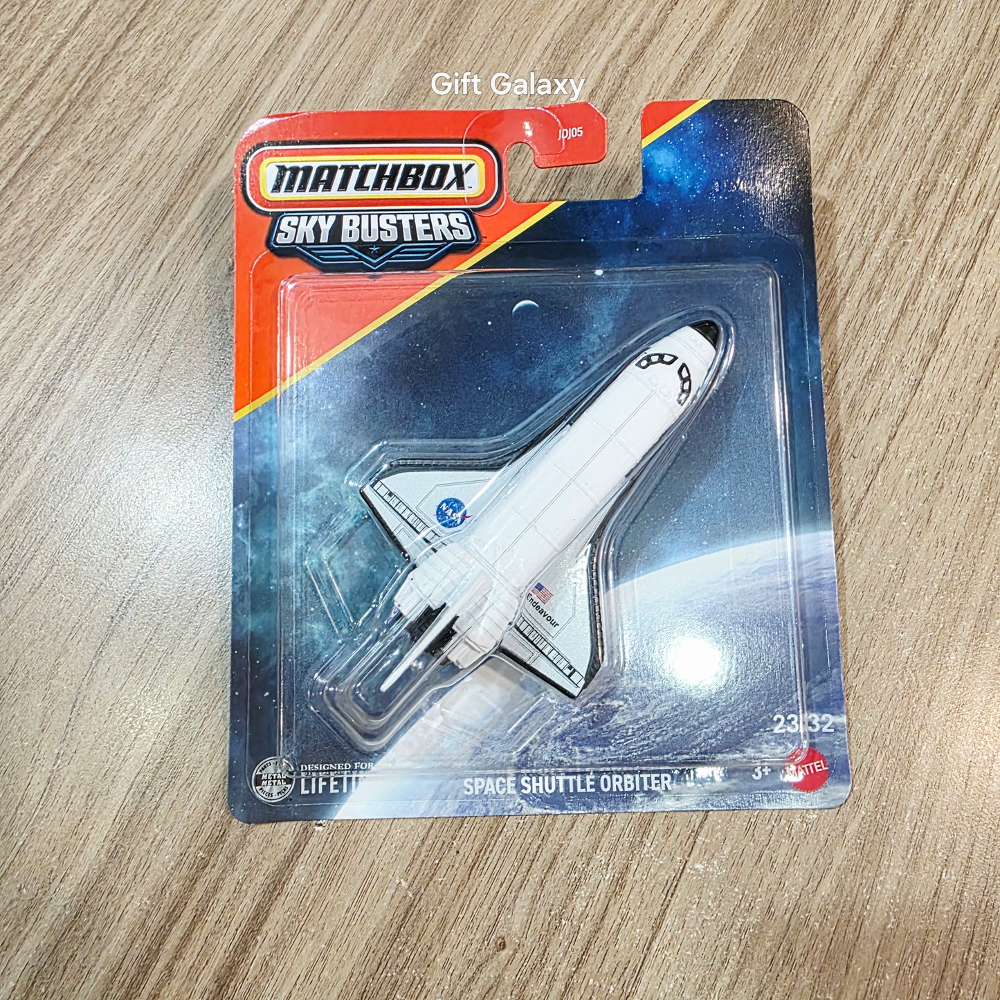 Matchbox Sky Busters Space Shuttle Orbiter Diecast Scale Model JDJ05