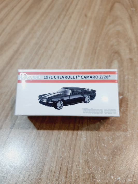 Bburago 1971 Chevrolet Camaro Z28 1:64 diecast scale model classic muscle car collectible miniature