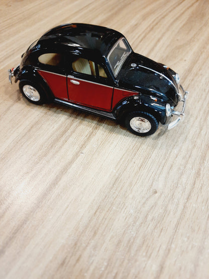 Kinsmart Volkswagen Classical Beetle 1967 Diecast Scale Model 1:32 | Vintage Car Collectible
